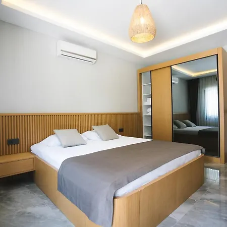 Maye グムベット